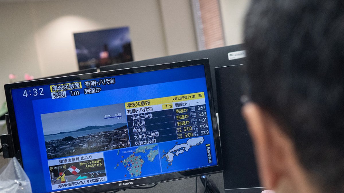 A magnitude 7.1 earthquake shakes part of southern Japan but no tsunami detected