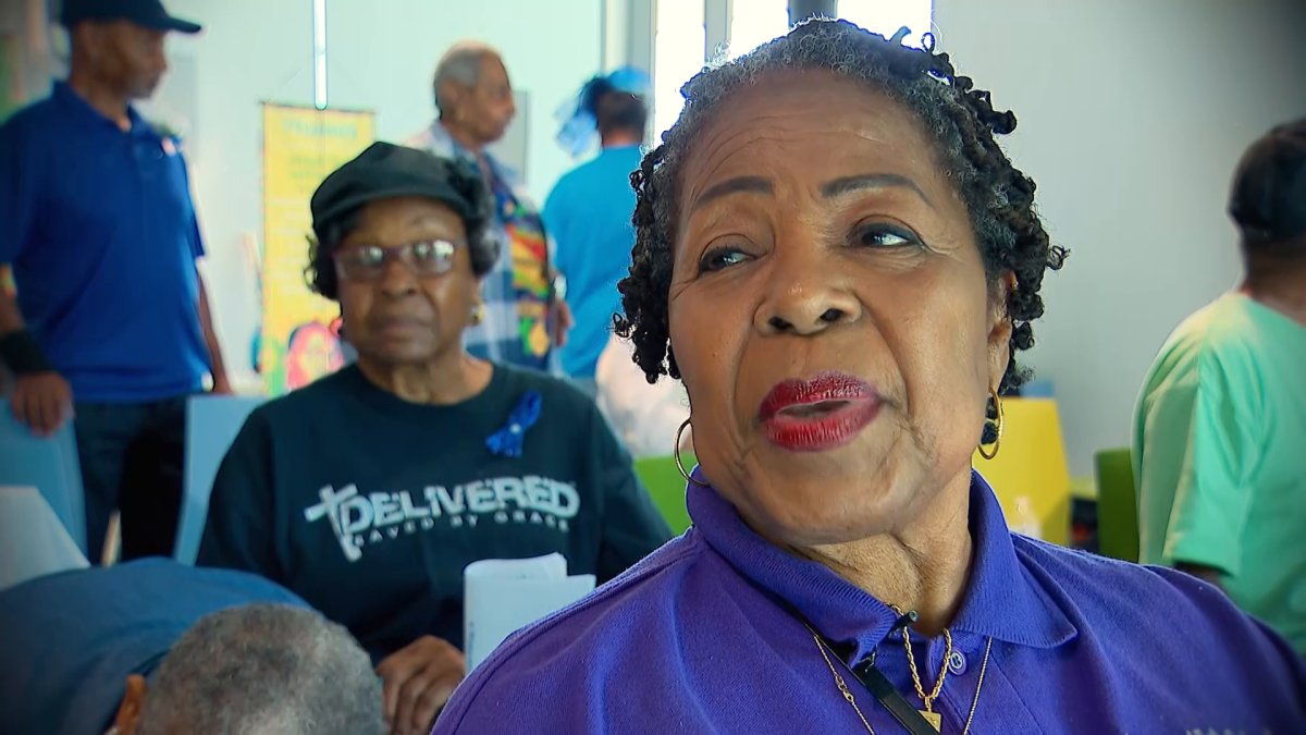 Senior citizens learn how to spot scams, stay safe online