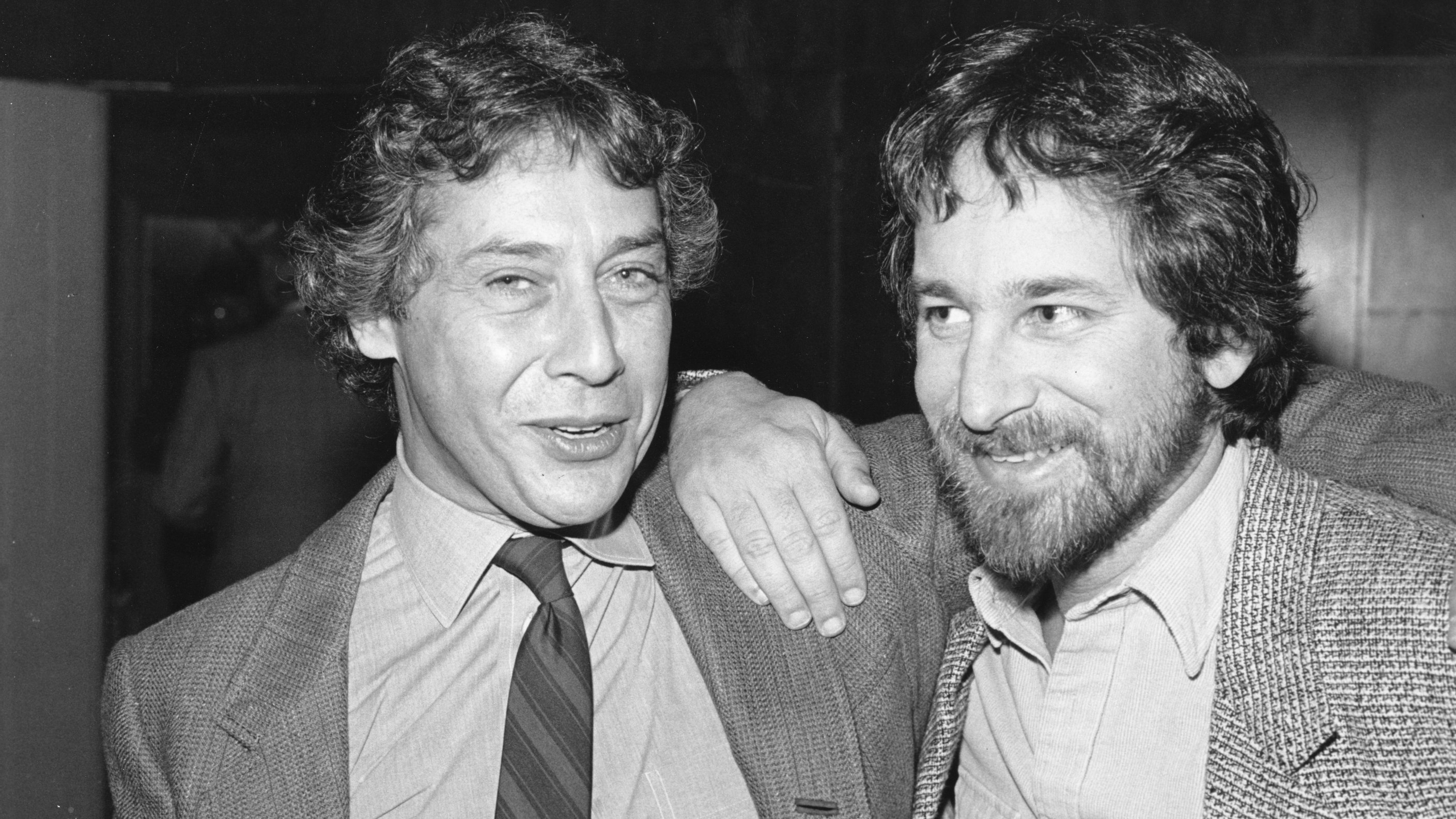 Mark Rydell , the Oscar - nominated director of On Golden Pond , dies at 97