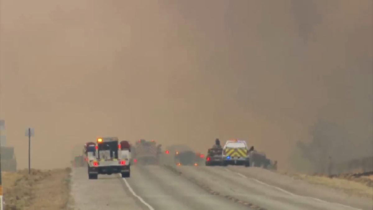 Fort Worth police collect supplies for volunteer firefighters battling wildfires