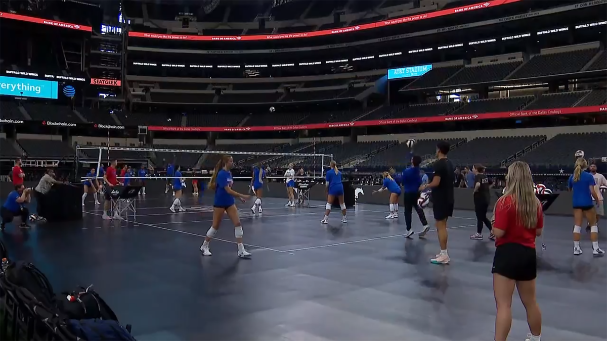 North Texas NCAA volleyball stars return home for $1 million tournament in Arlin...
