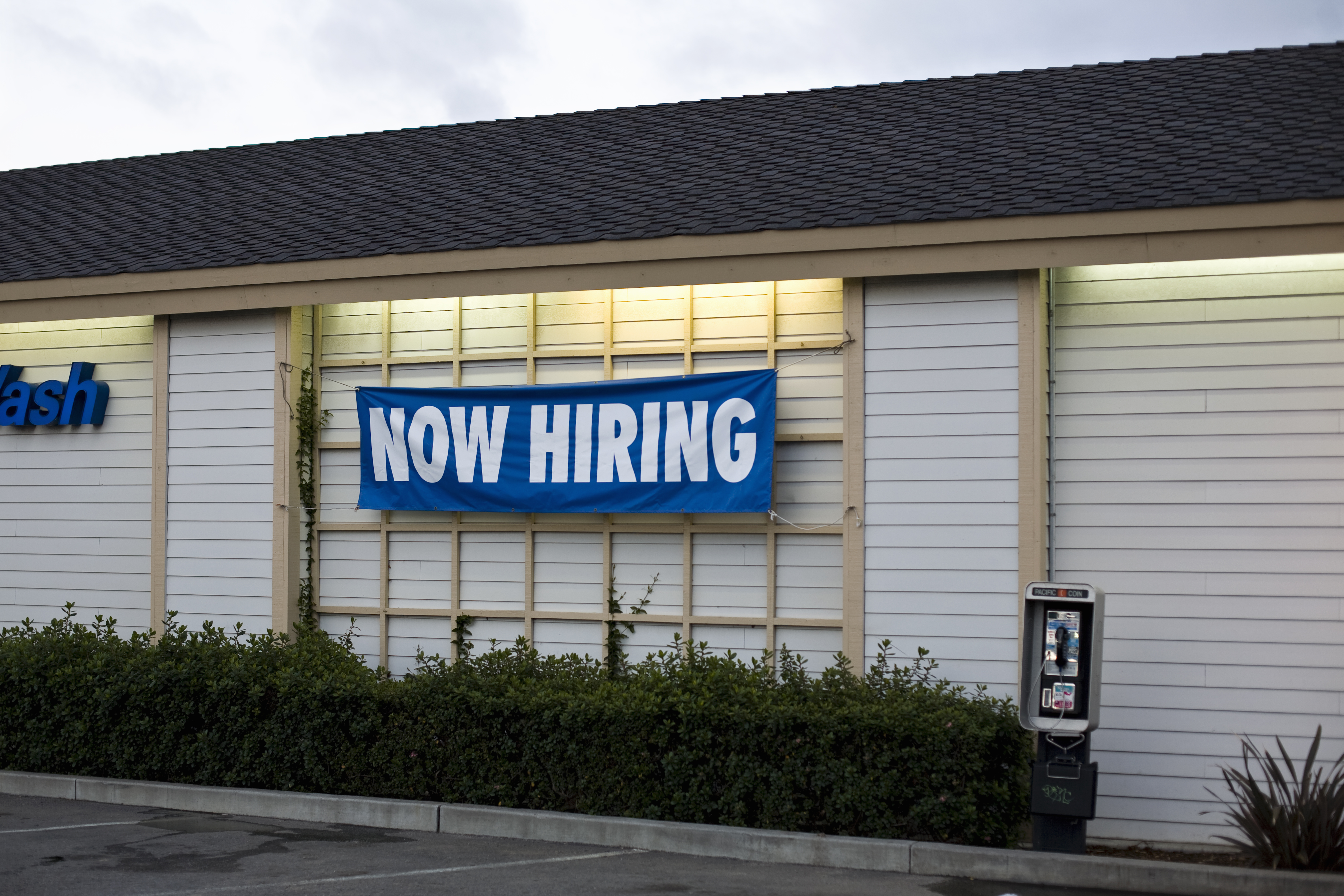 U.S. added 162,000 jobs in August, but wage growth continues to lag inflation