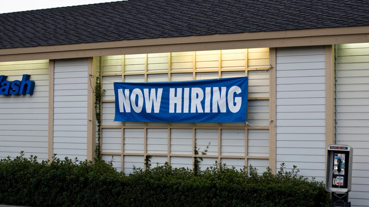 U.S. added 162,000 jobs in August, but wage growth continues to lag inflation
