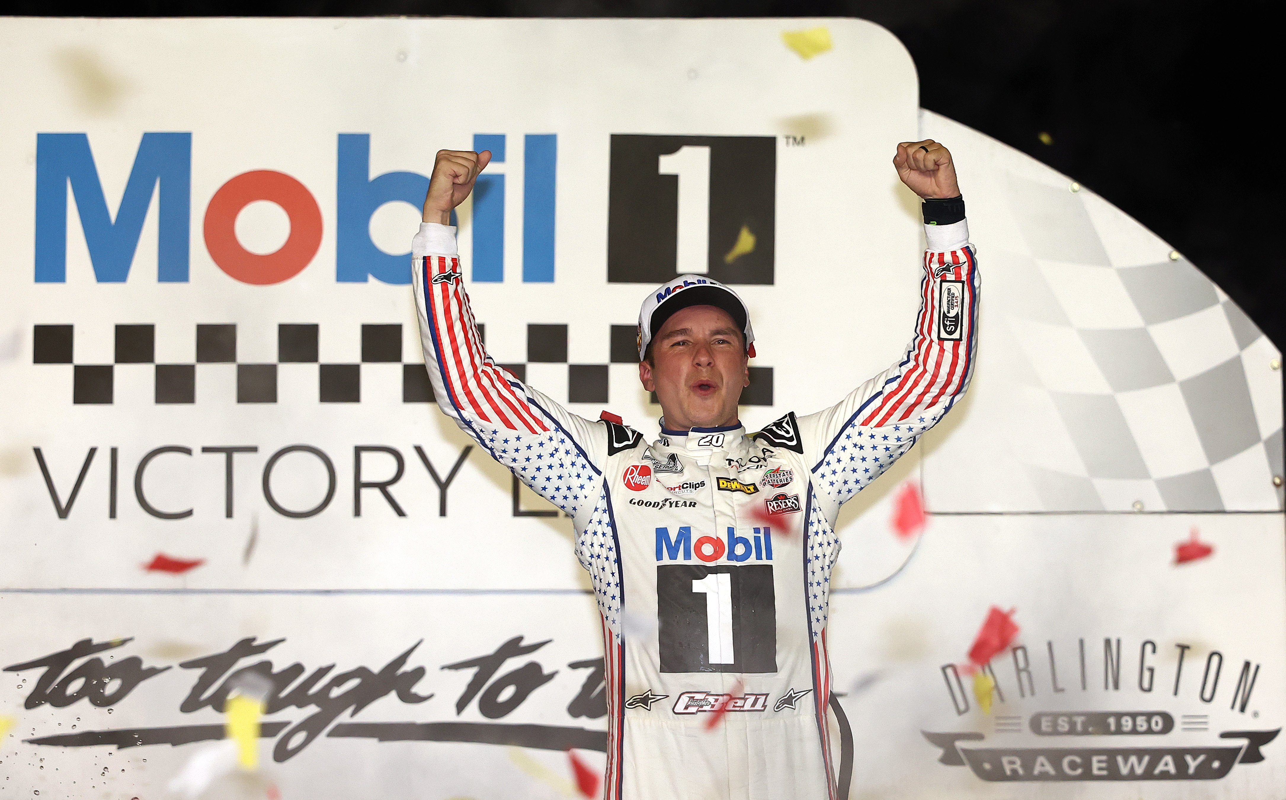 Christopher Bell wins the Southern 500 to start the NASCAR Chase