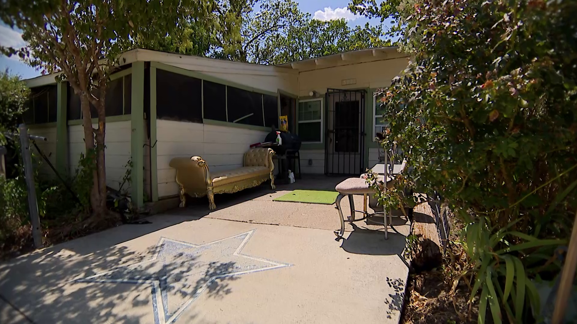 Dallas AI trash truck cameras are giving homes a blight score – NBC 5 ...