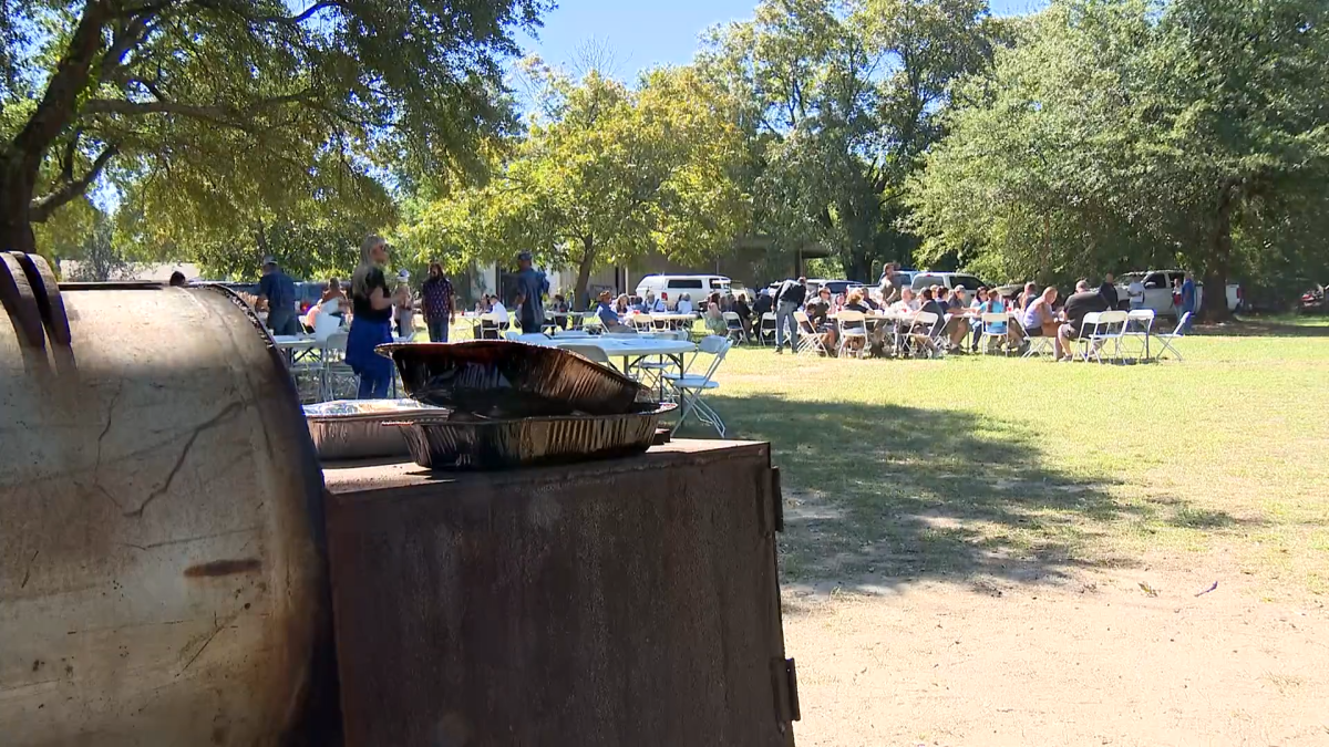 Van Zandt County barbecue fundraiser after deputy death and fire – NBC ...