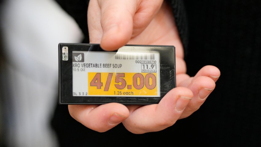 An electronic price tag