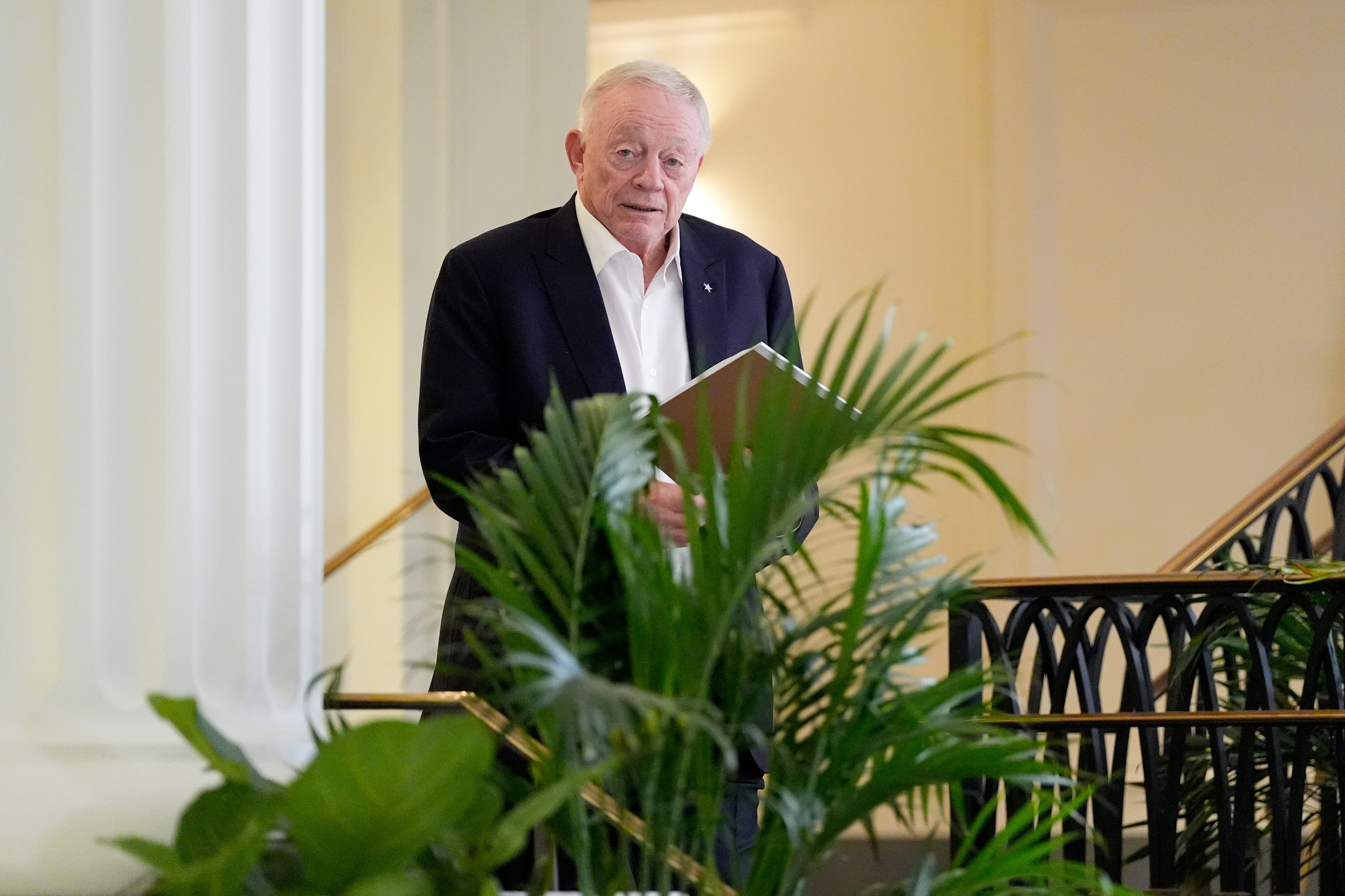 Jerry Jones doesn't see the Cowboys making any more coaching changes this season