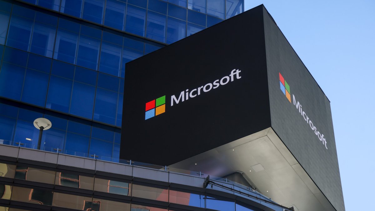 Microsoft offers voluntary buyouts to 60,000 employees – NBC 5 Dallas ...