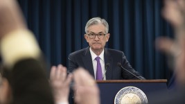 Federal Reserve Foresees No Interest Rate Hikes in 2019