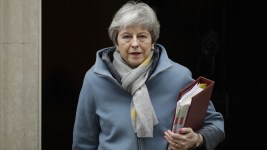 UK's May Asks a Wary EU to Delay Brexit Until June 30