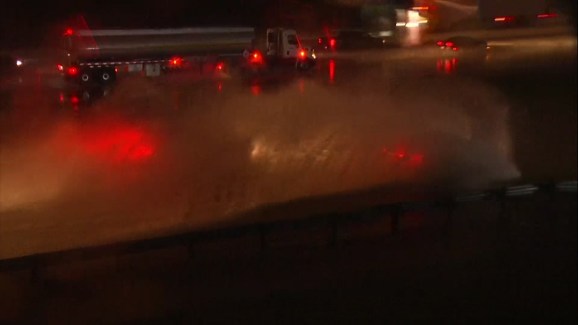 Raw Cars Plow Through Flooded Highway Exit Nbc 5 Dallas Fort Worth