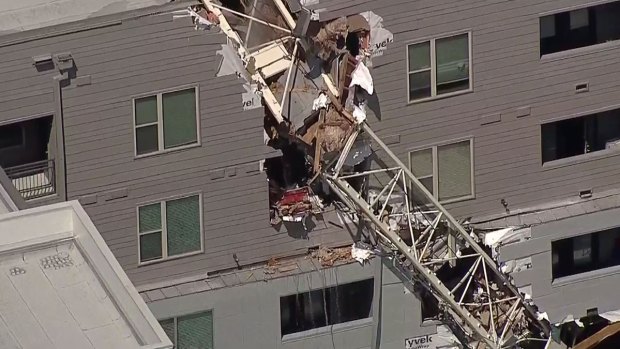 At Least 1 Dead, 5 Injured After Dallas Crane Collapse