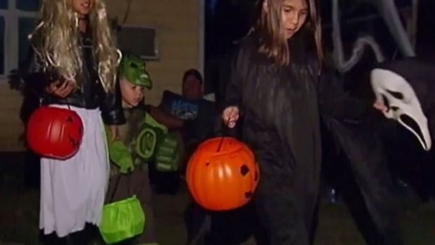 [DFW] Town's Ordinance Bans Trick-or-Treating After Certain Age