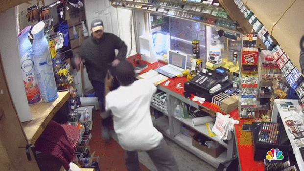 Clerk Pulls Out Machete on Would-Be Robber
