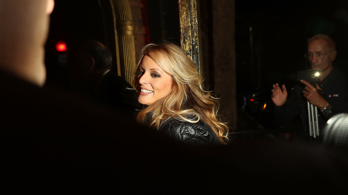 Texas Notary's Failure to Sign Stormy Daniels' Hush Agreement is Under Investigation