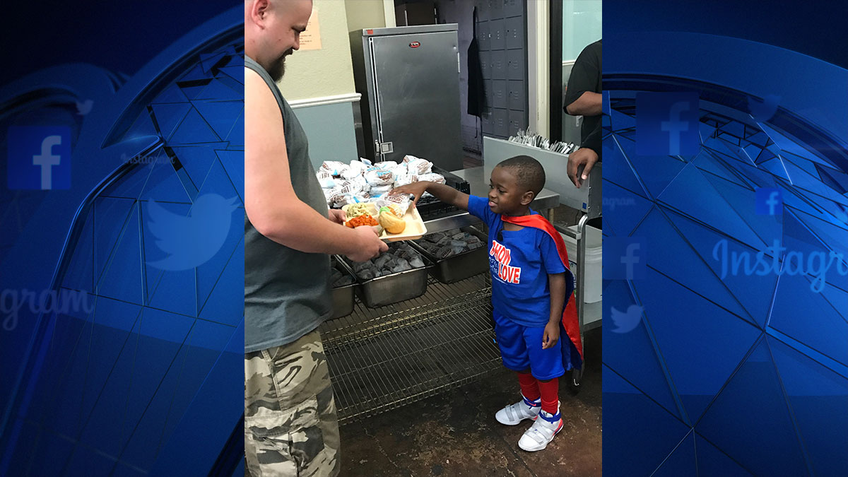 4-Year-Old on 10-City Tour Across the Country Feeding Homeless