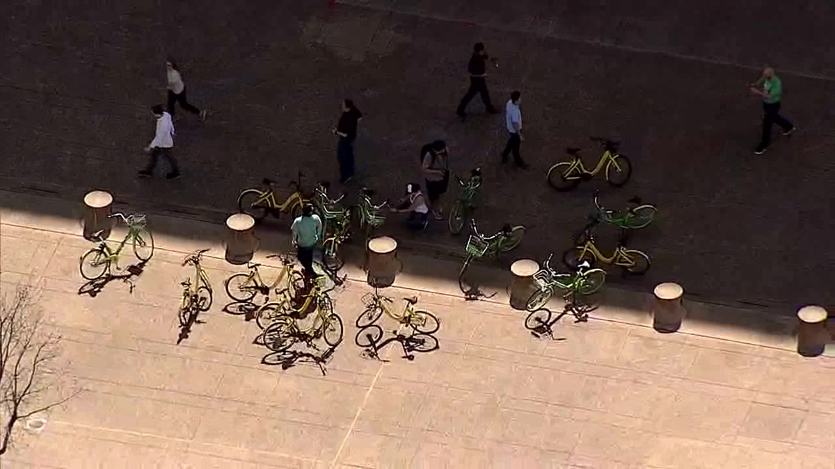 'Flash Mob' Drops Bikes at Dallas City Hall