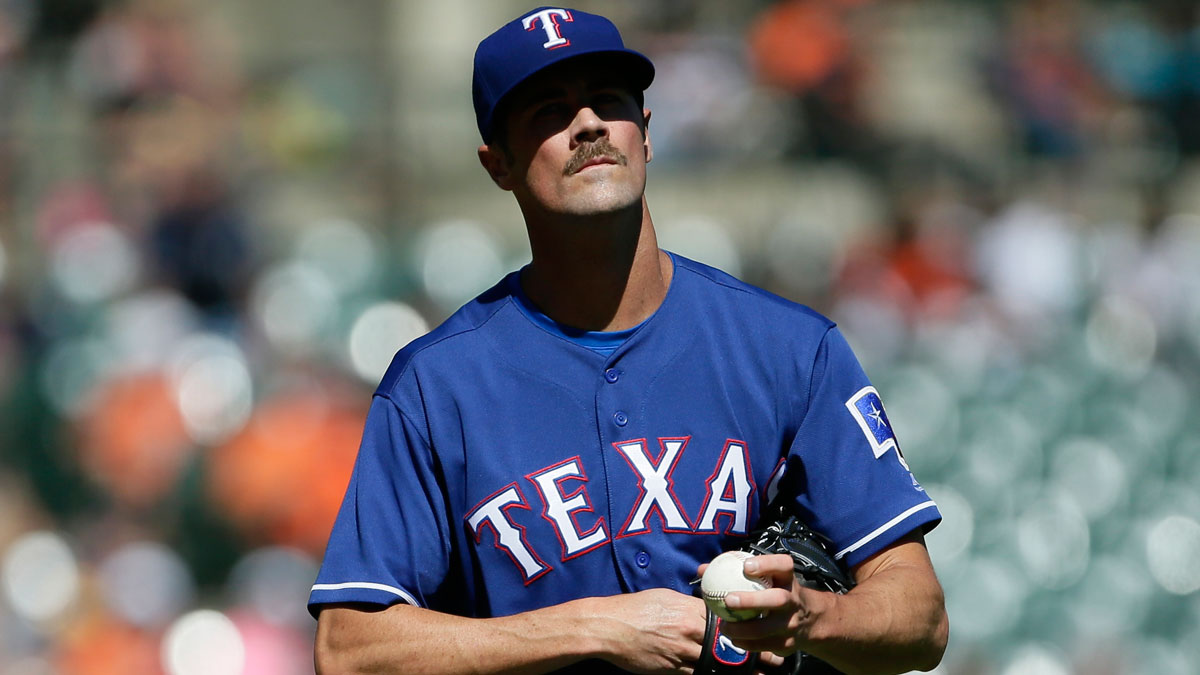 Tigers Chase Hamels in 7-Run First to Beat Rangers