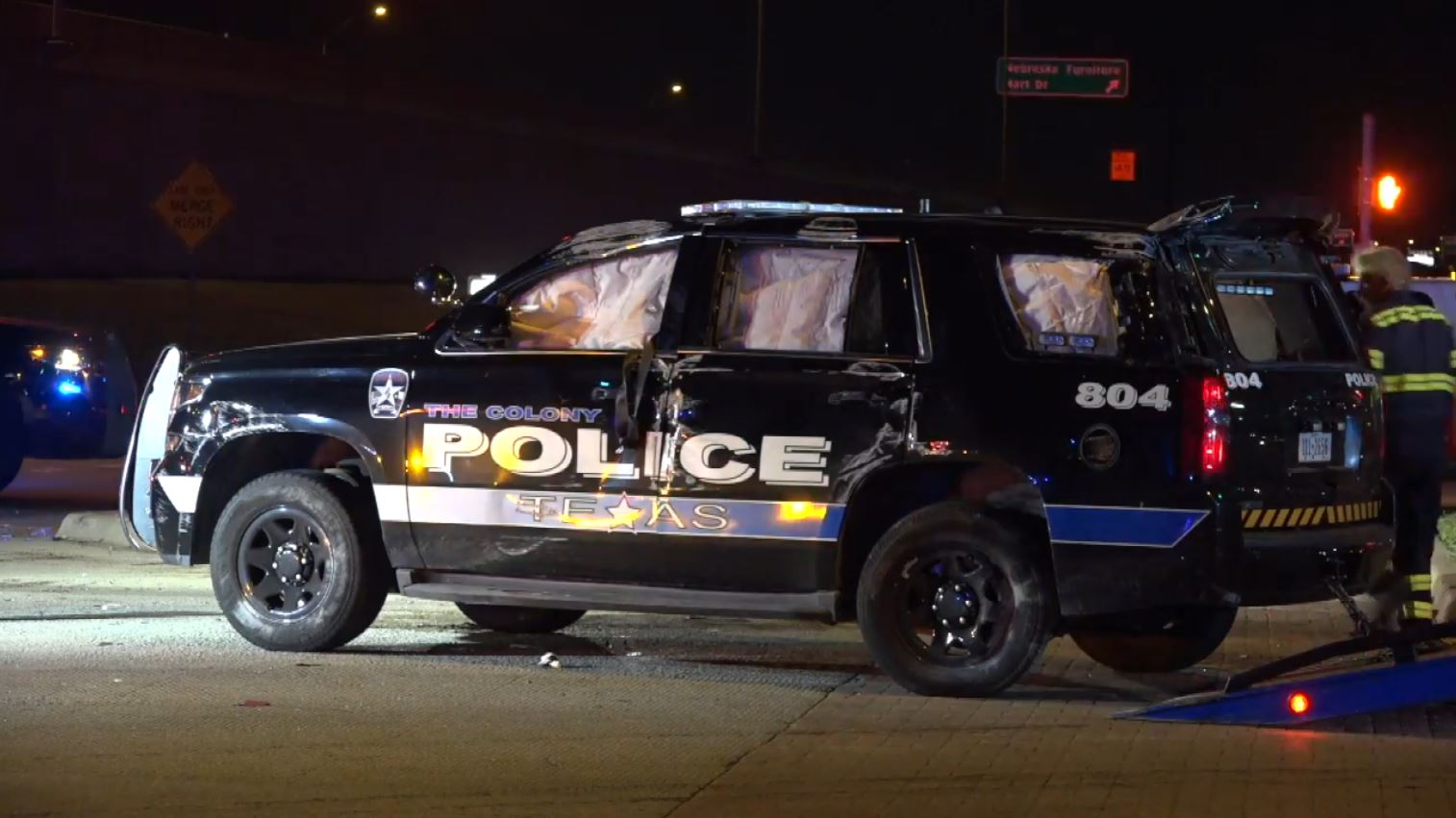 3 Injured, Including 2 Officers, After Crash in The Colony