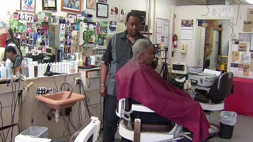 Dallas Barbershop Not Just About Hair, But Also Health