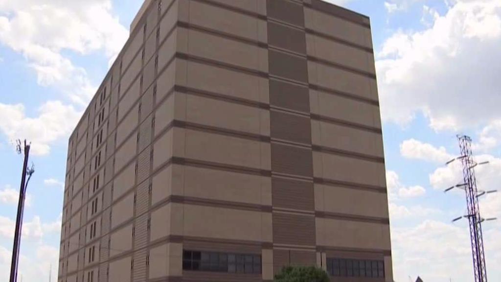 Federal Court Orders Dallas County to Change Bail System