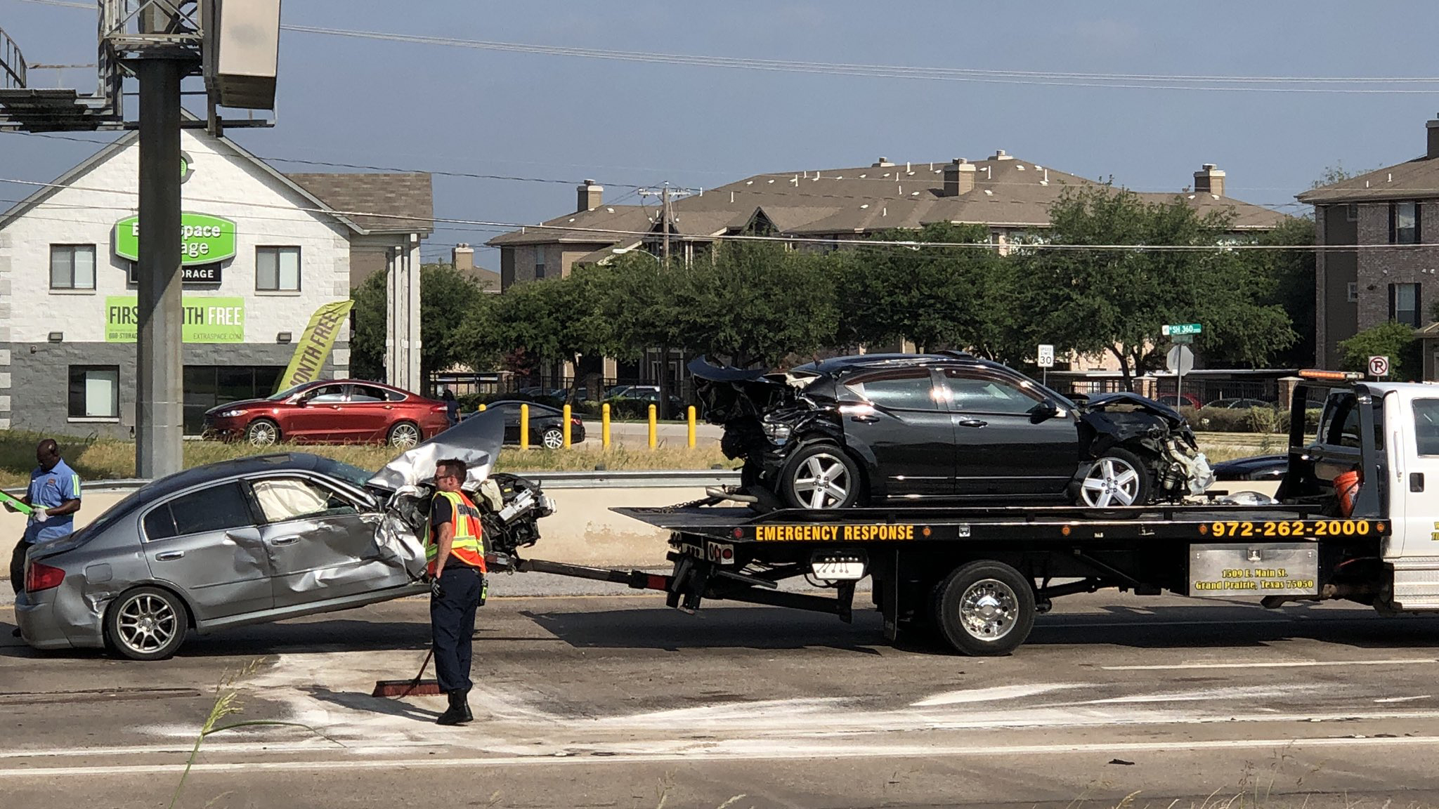 Crash Involving Multiple Vehicles in Grand Prairie