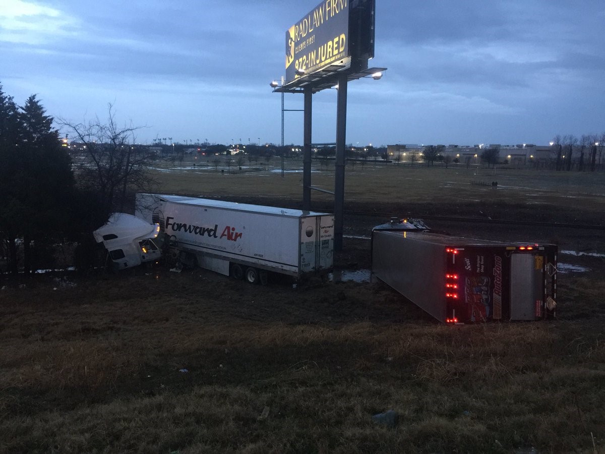 EB 635 Reopens at Garland Road After Crash