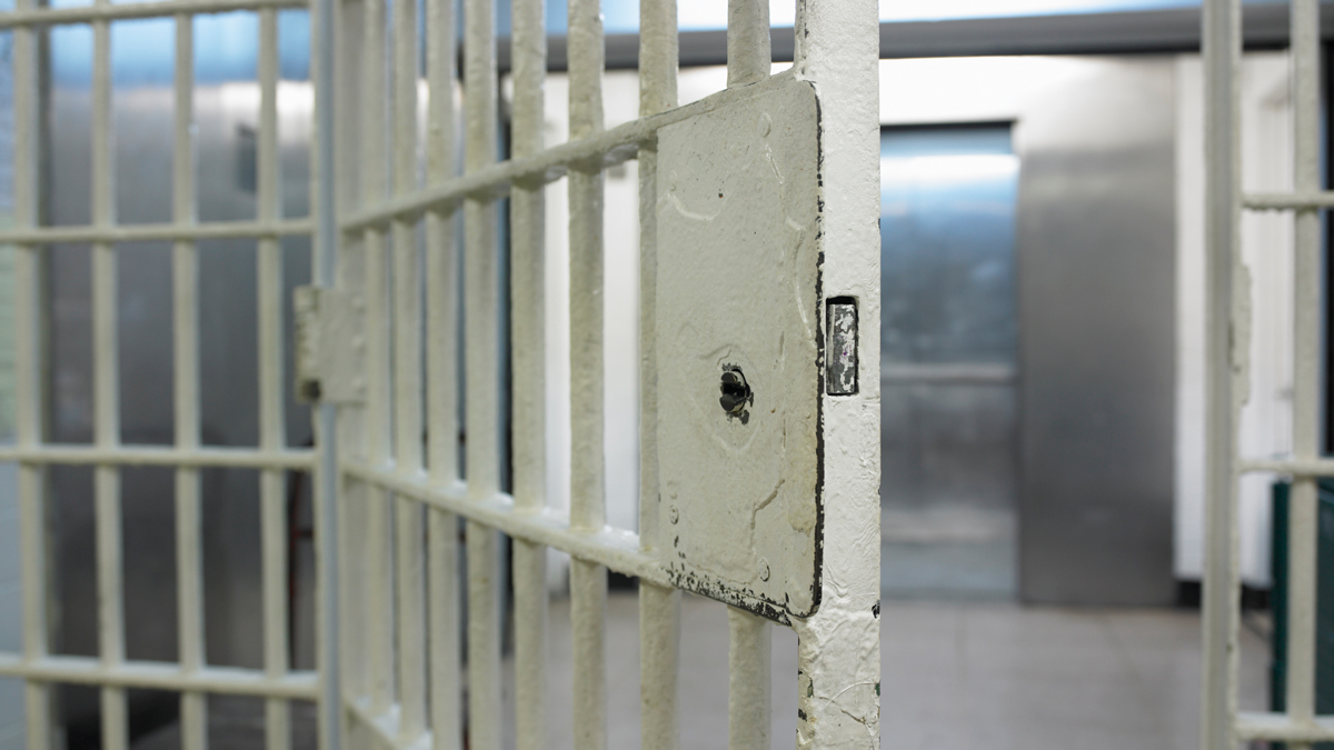 Ex-Texas Deputy Sentenced to More Than 3 Years in Guns Case
