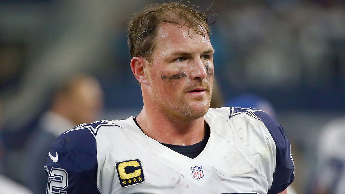 Dak, Dez Congratulate Jason Witten on His Retirement