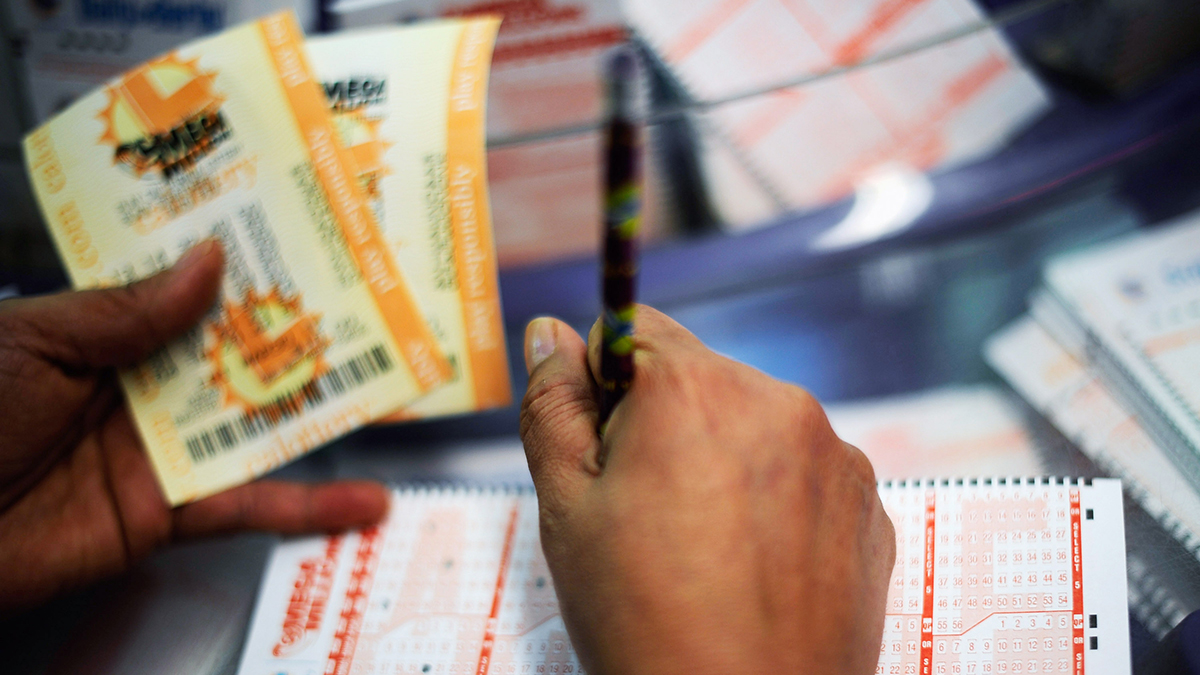 $1 Million Mega Millions Ticket Sold in Downtown Dallas