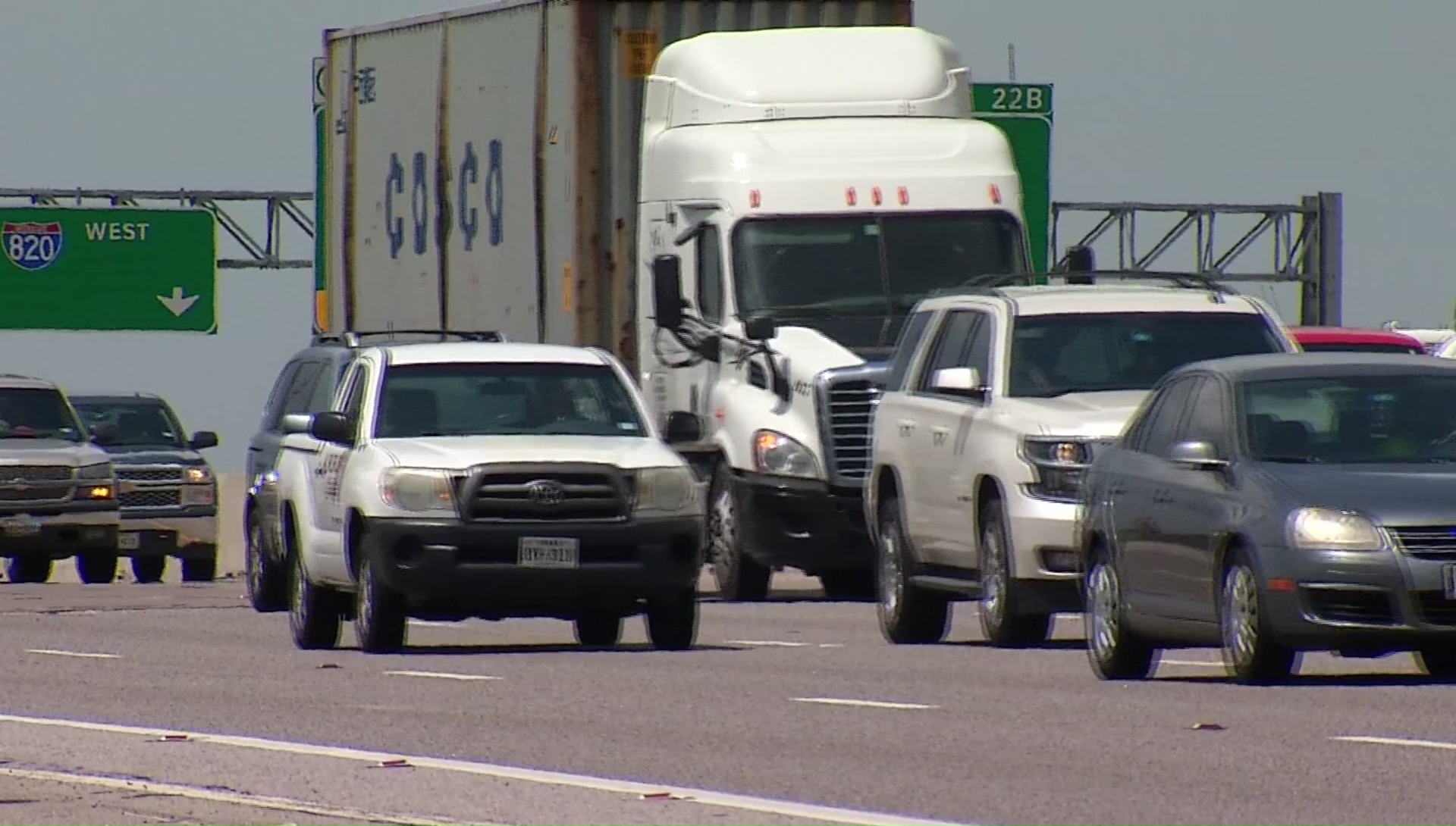 NTTA Courtesy Patrol Helps Drivers Stranded During Heatwave