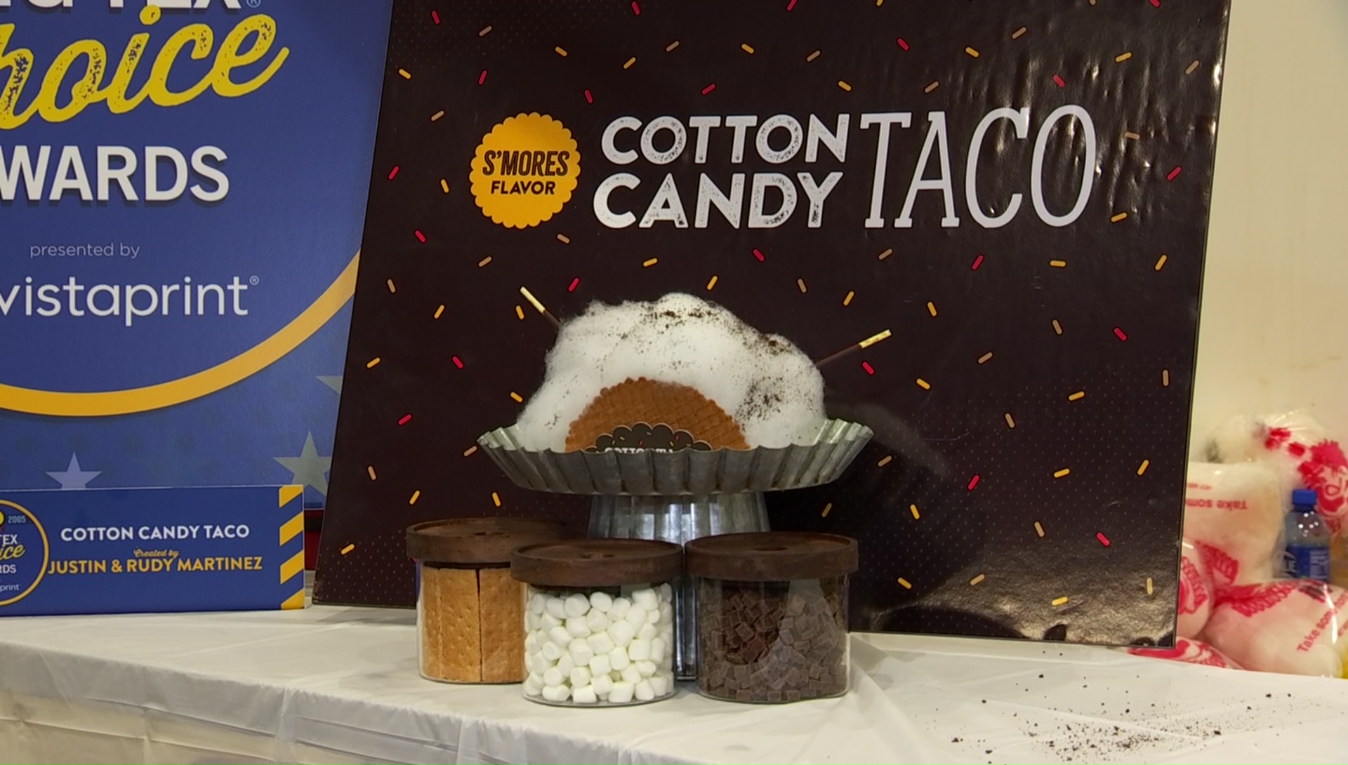 State Fair of Texas Food: Cotton Candy Taco