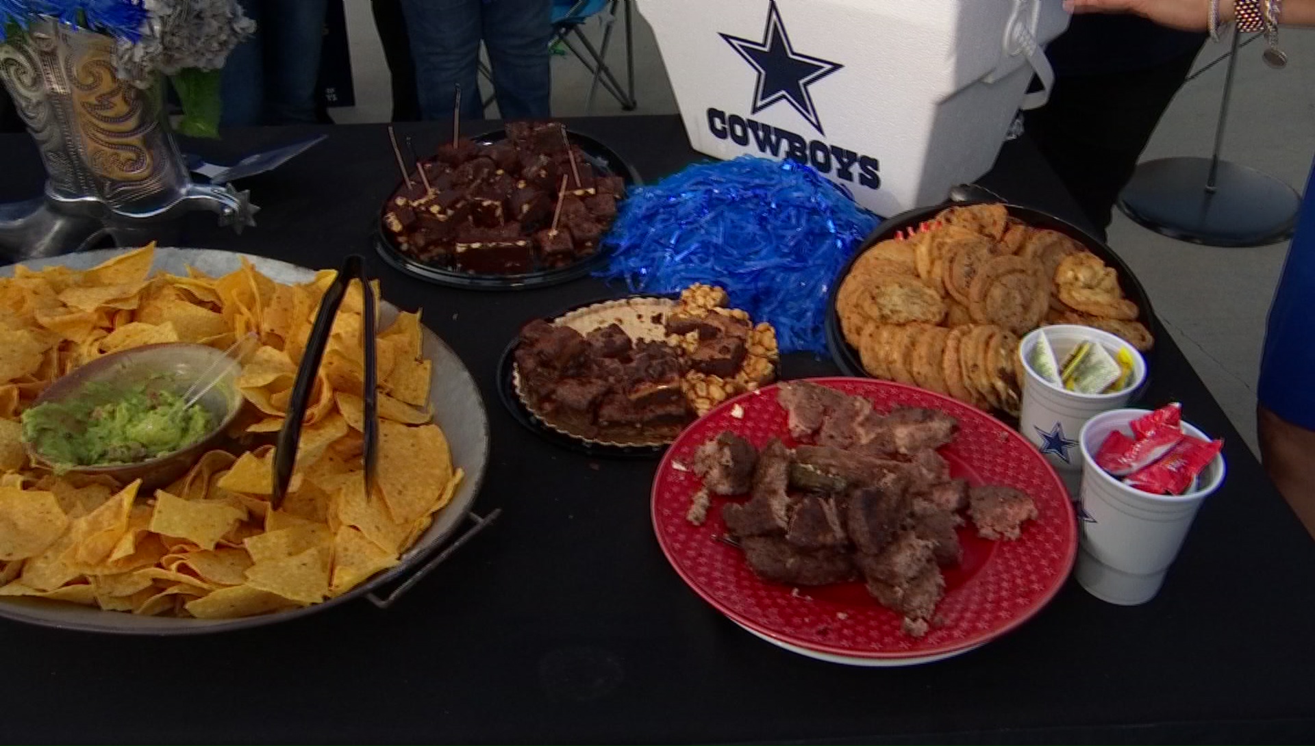 NBC 5 Gives Some Tips for a Cowboys-Style Tailgate Party