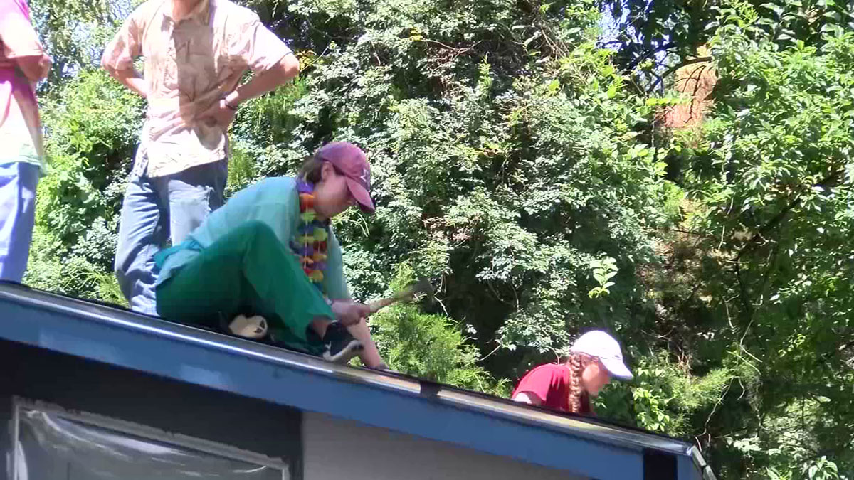Plano Teens Help Rebuild Louisiana Community