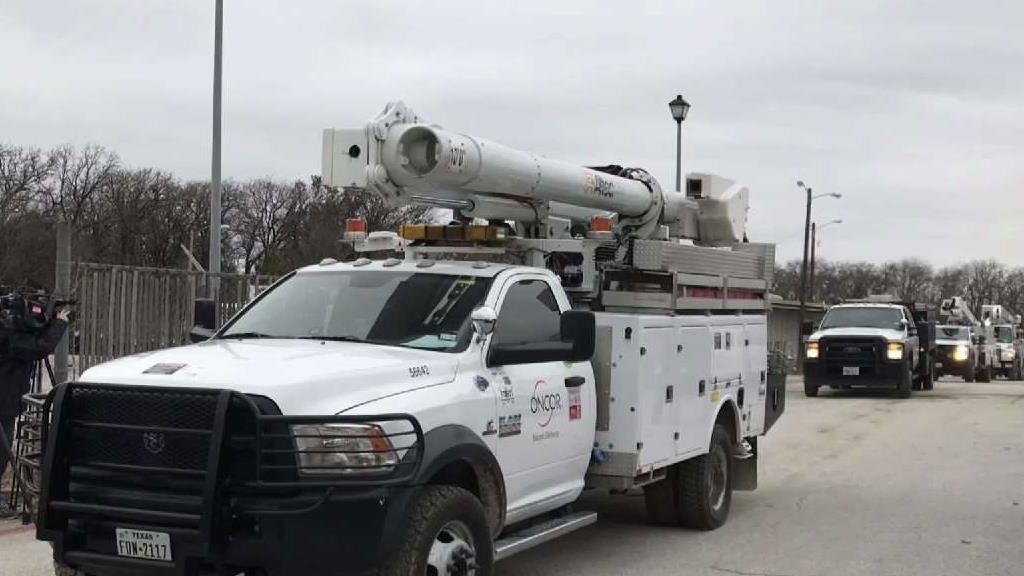 Oncor Sends Crews and Equipment to Puerto Rico
