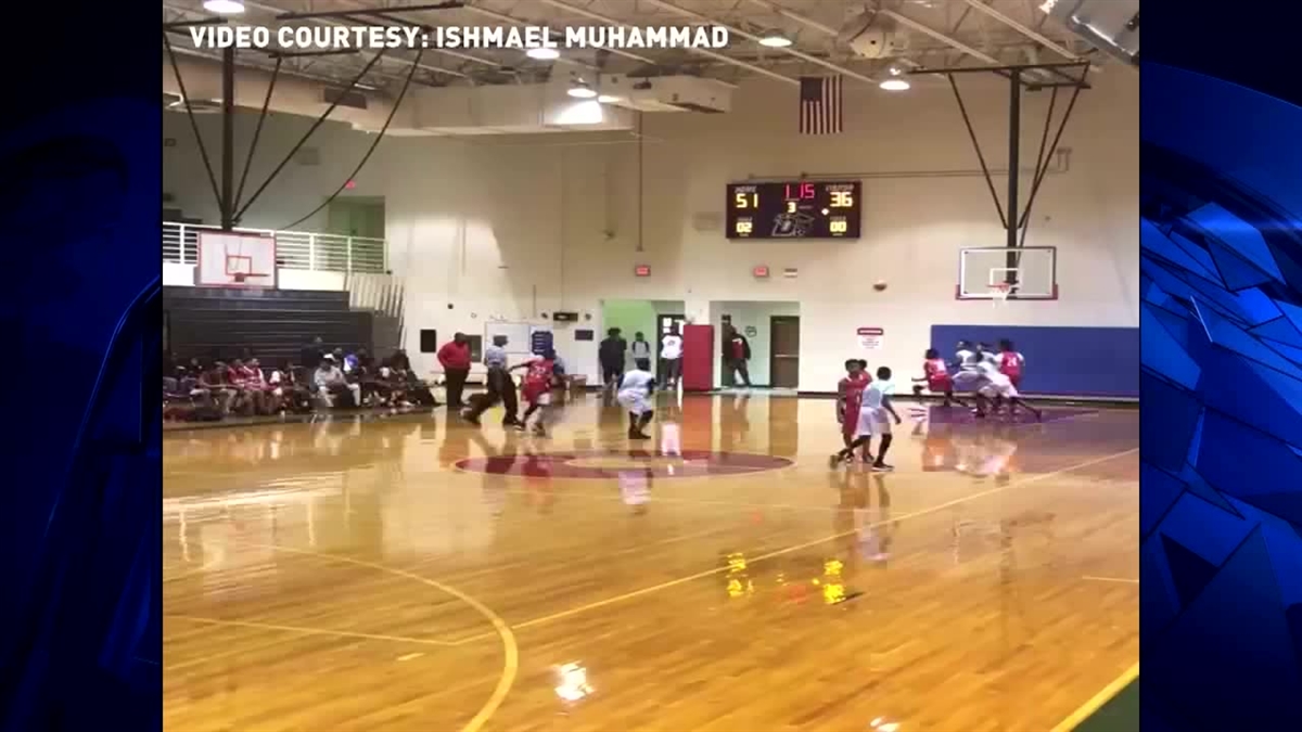 MUST SEE: North Texas 7th Grader Goes in for Dunk