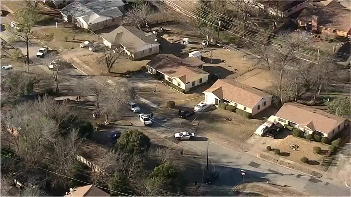 1 Critically Injured in South Dallas Shooting