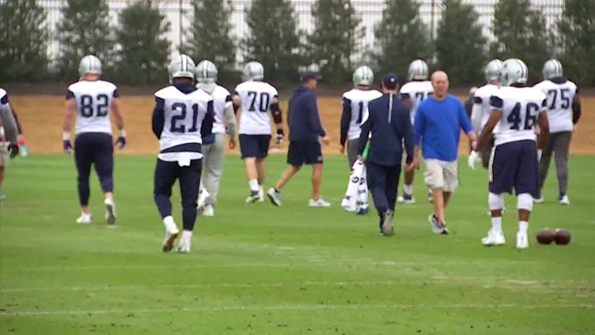 Zeke Returns to Practice, Putting Suspension Behind Him