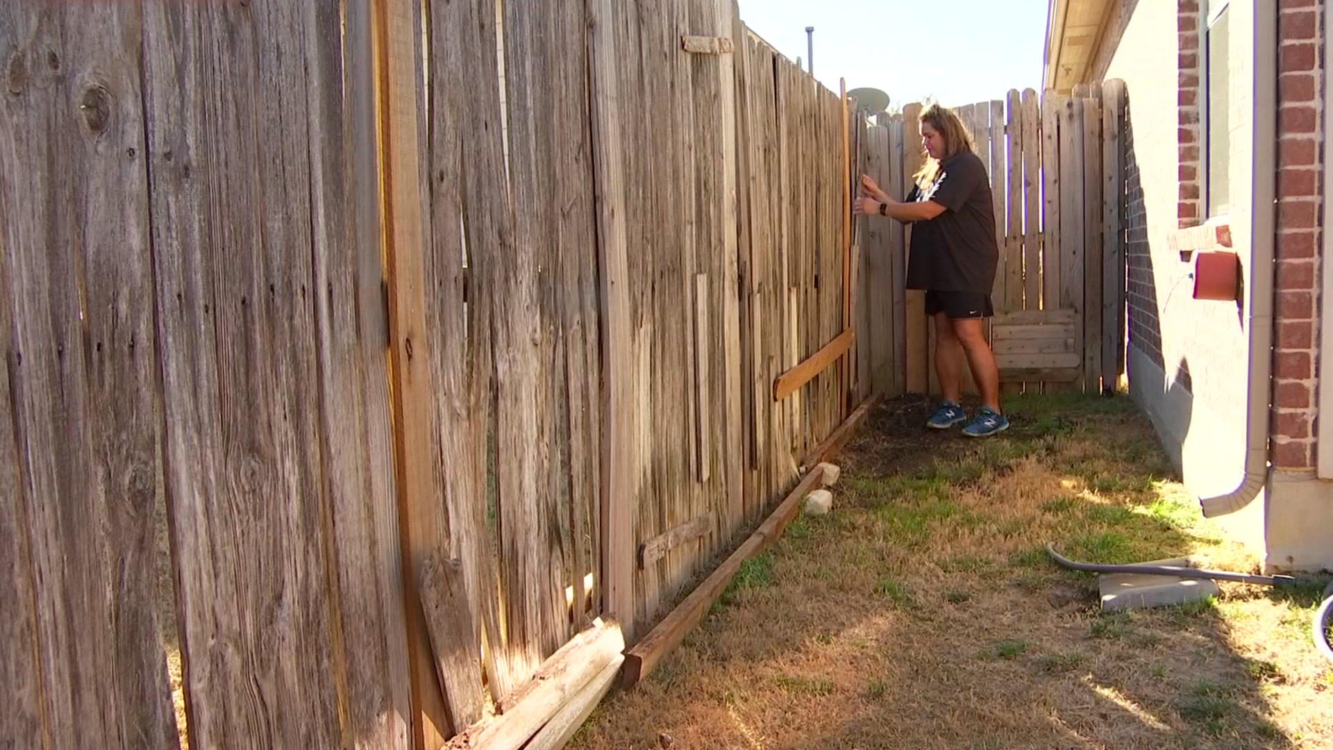 Fence Company Accused of Taking Deposits, Never Returning