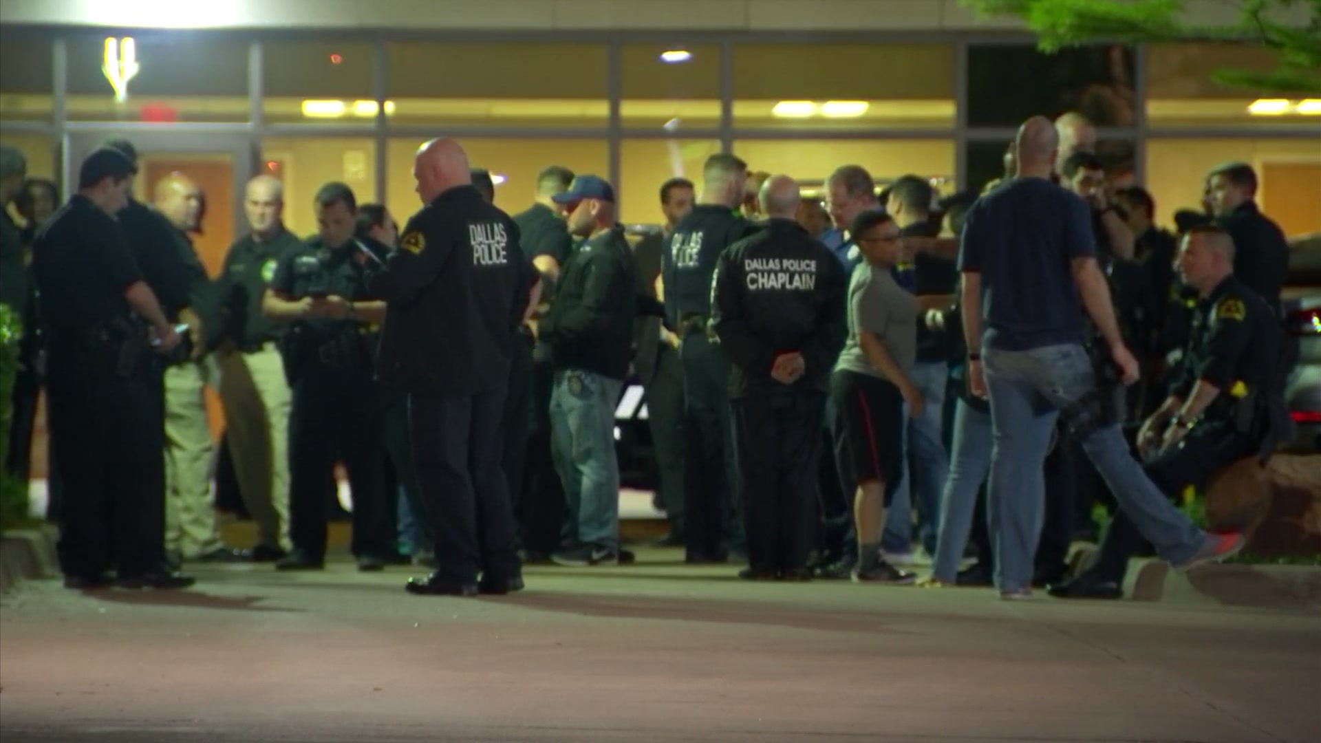 Fmr. SWAT Officer Gives Perspective on Police Shooting