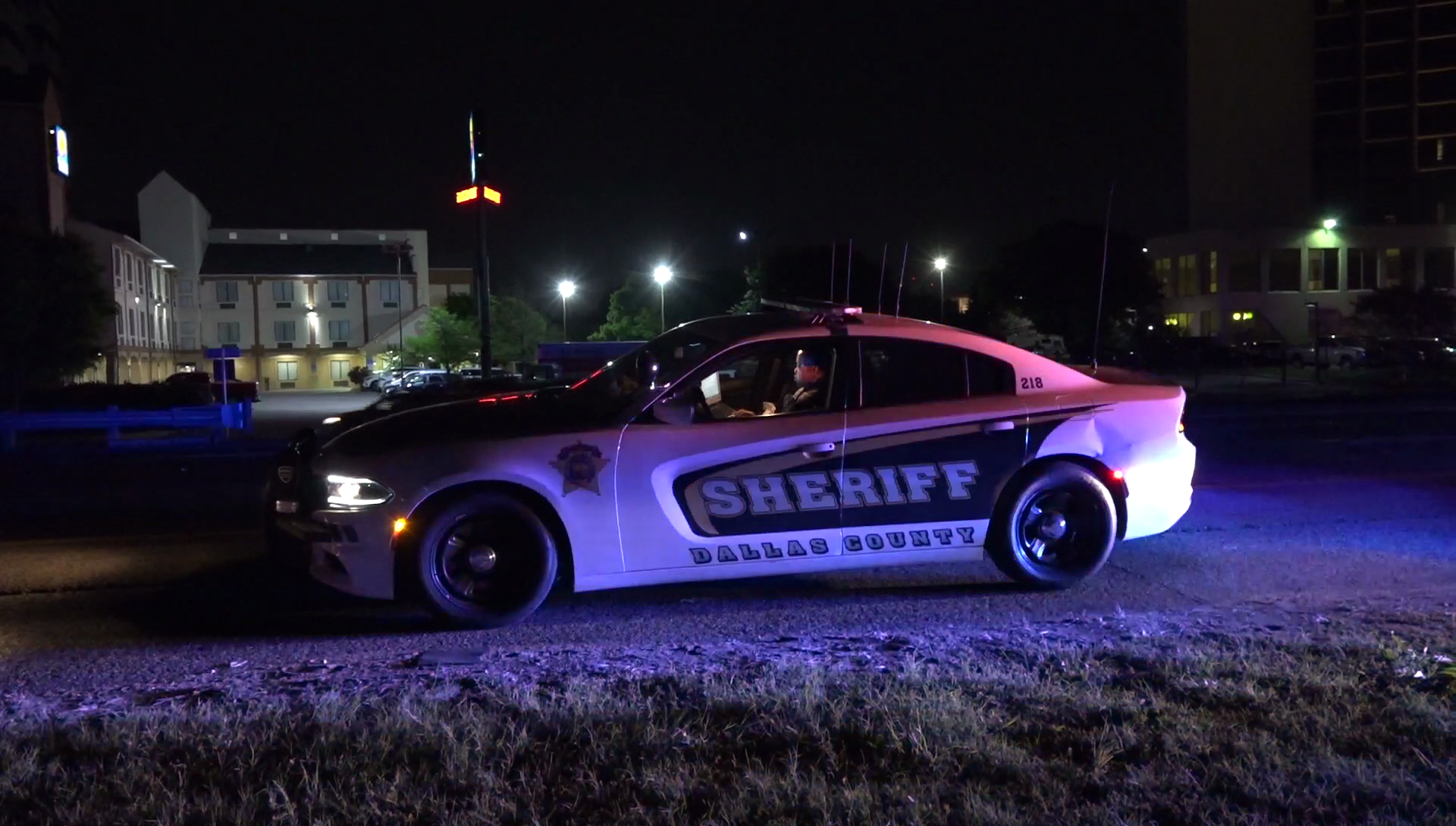 Pedestrian Fatally Struck While Crossing Stemmons in Dallas