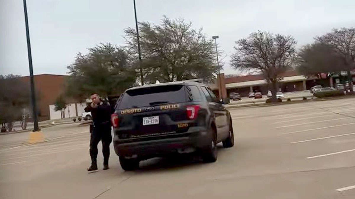 Man Recording Police Files Complaint After Officer Draws Gun