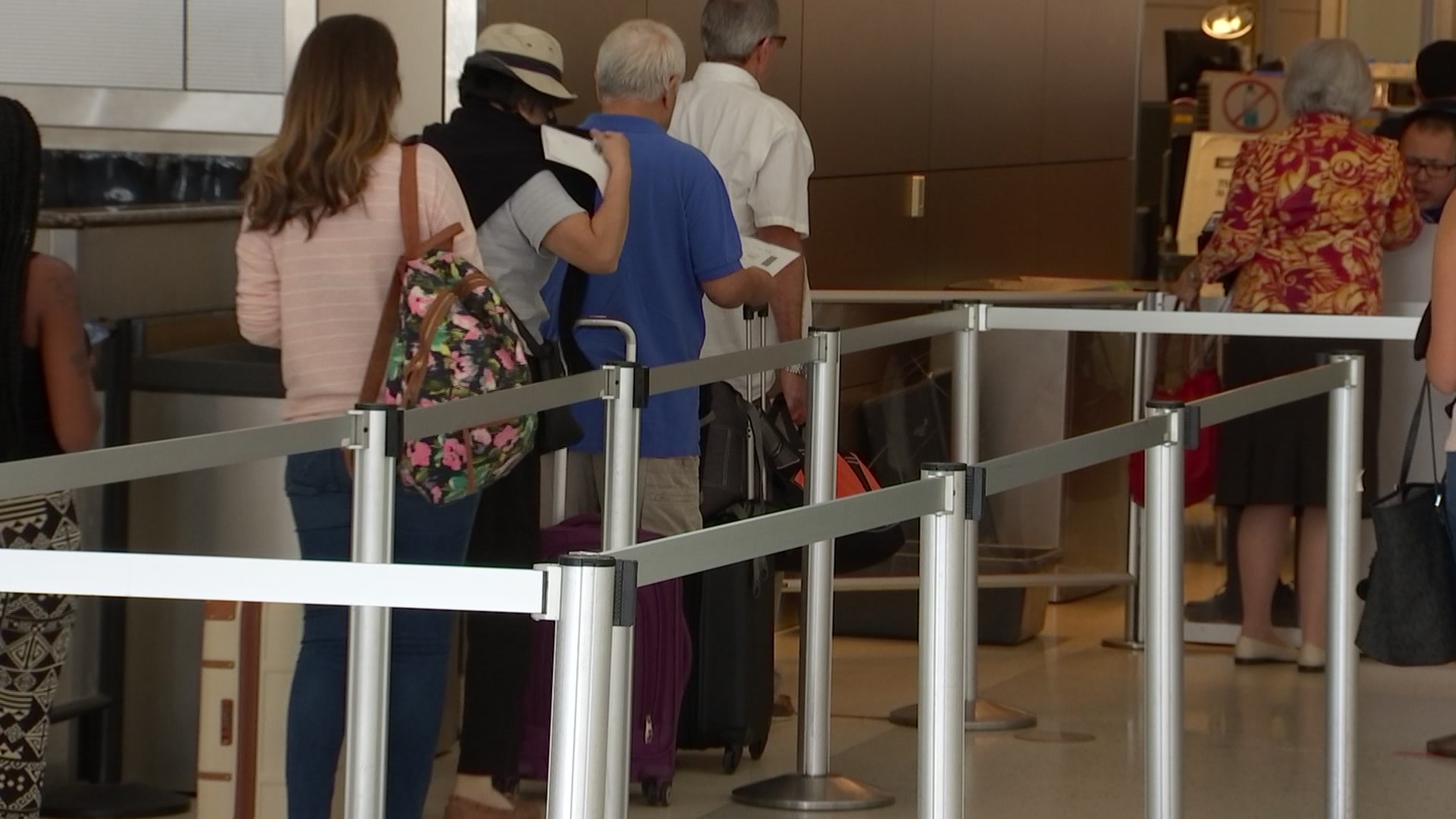 DFW Airport Could Add Sensors for Security Line Wait Time