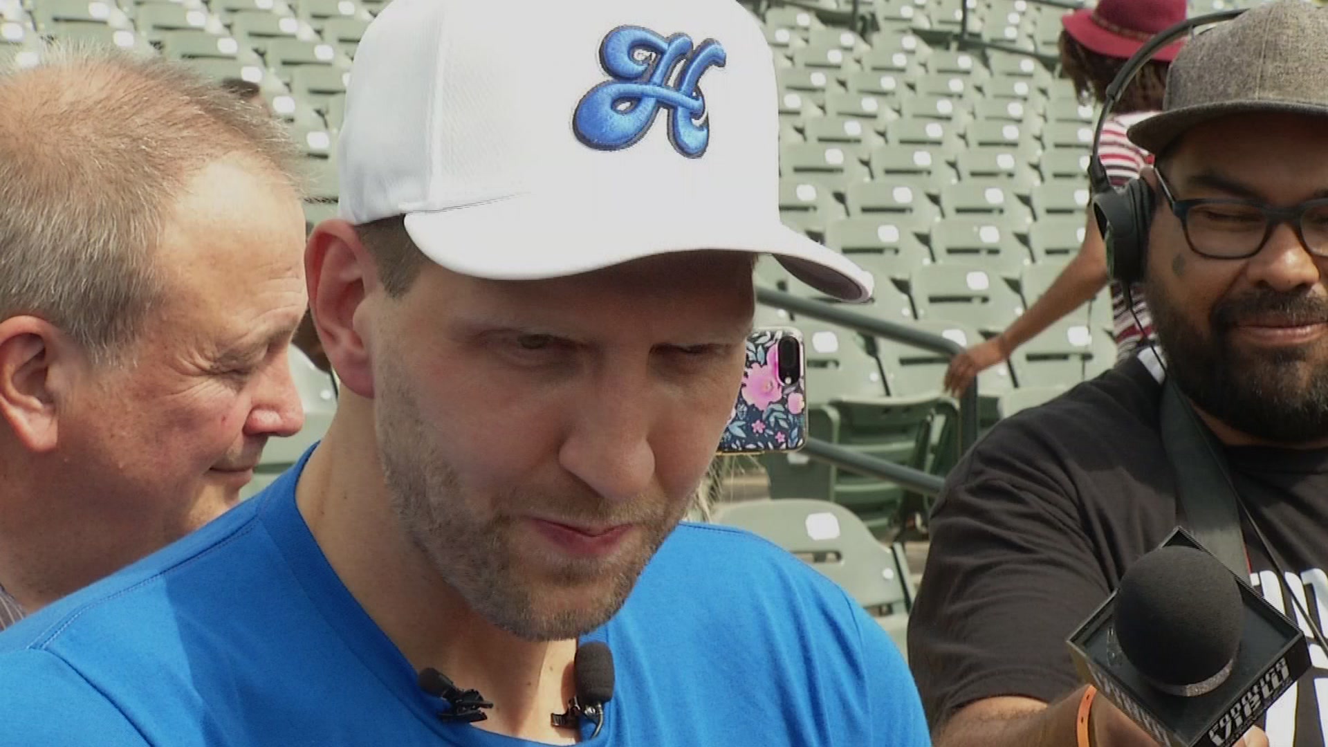 Dirk Hosts 7th Heroes Celebrity Baseball Game for Charity