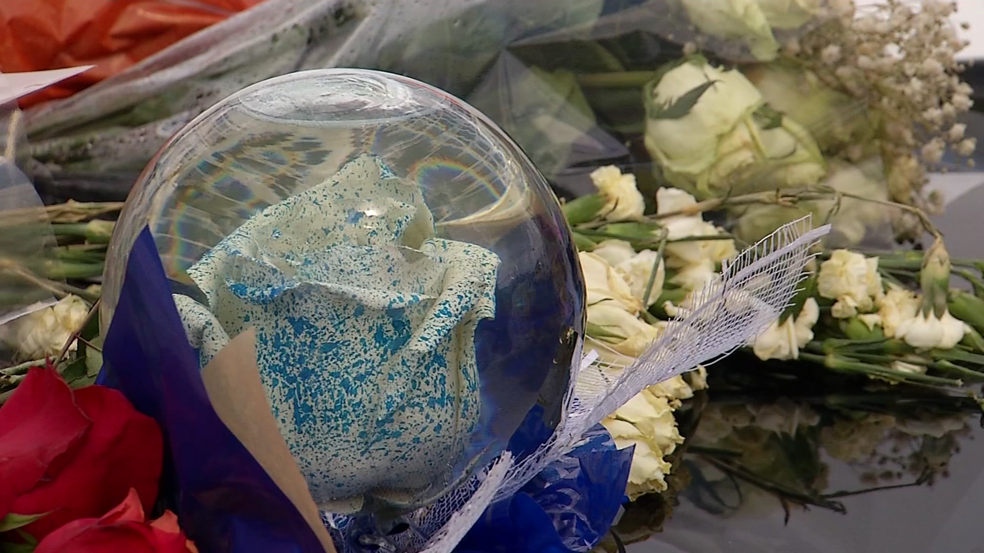 Memorial Growing for Fallen Fort Worth Officer