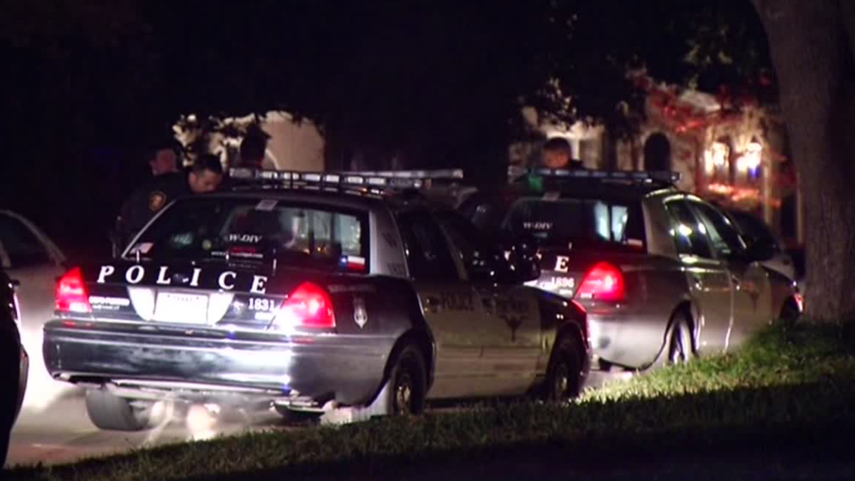 Man Shot After Threatening FW Officers With Sharp Object