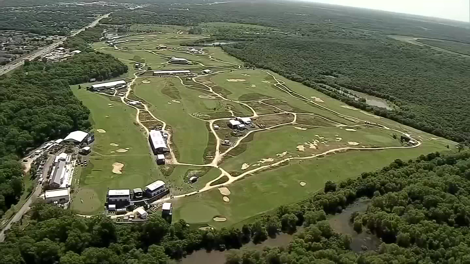 Watchdog: Golf Club on Dallas-Owned Land for Members Only