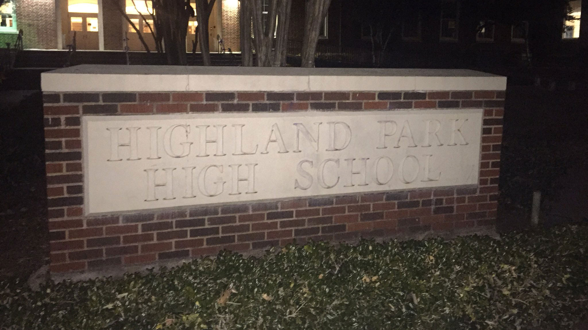 Highland Park High School Closed Due to No Heat