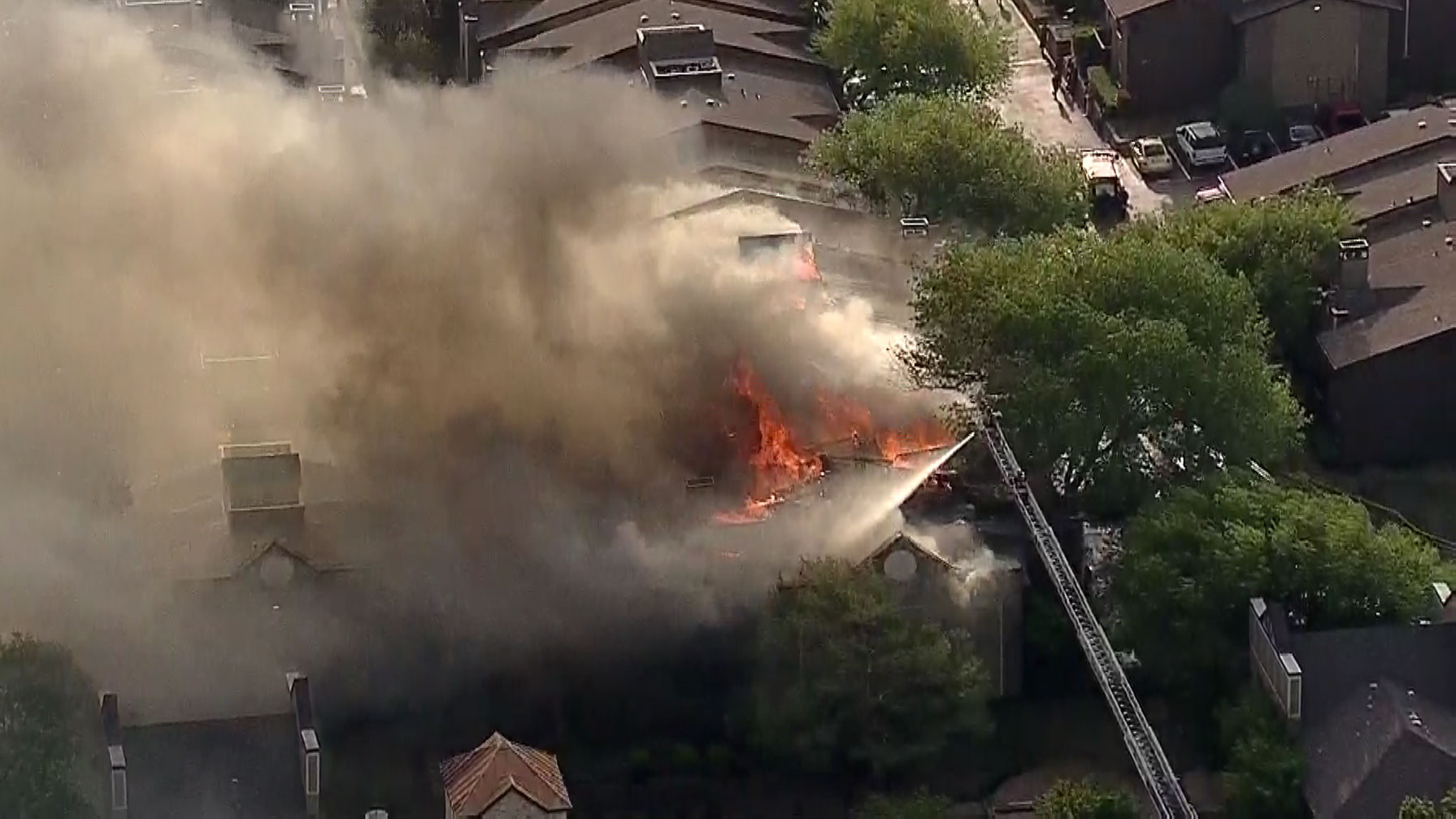 Large Fire Erupts at Irving Apartment